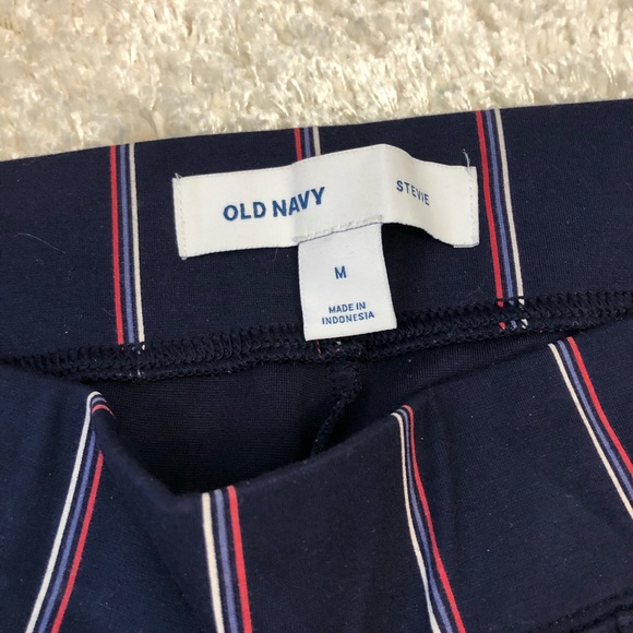 ✨PINSTRIPE✨ Old Navy Leggings/Pants - Picture 2 of 4